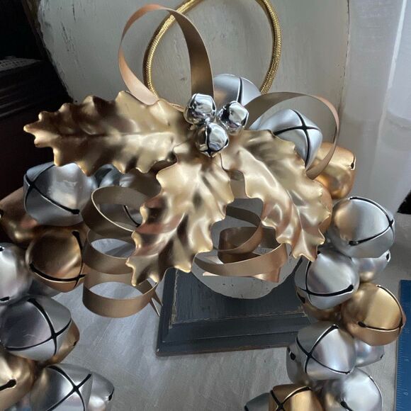 Silver & Gold jingle bells wreath hanging cord Holly decor - Picture 3 of 9